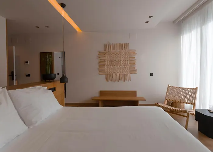 Malates Slow Boutique Фос