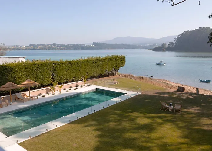 Malates Slow Boutique Фос