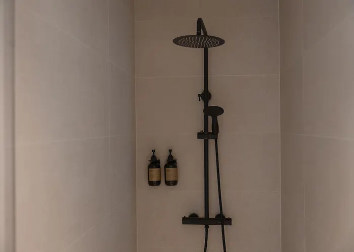 Отель Malates Slow Boutique 3*